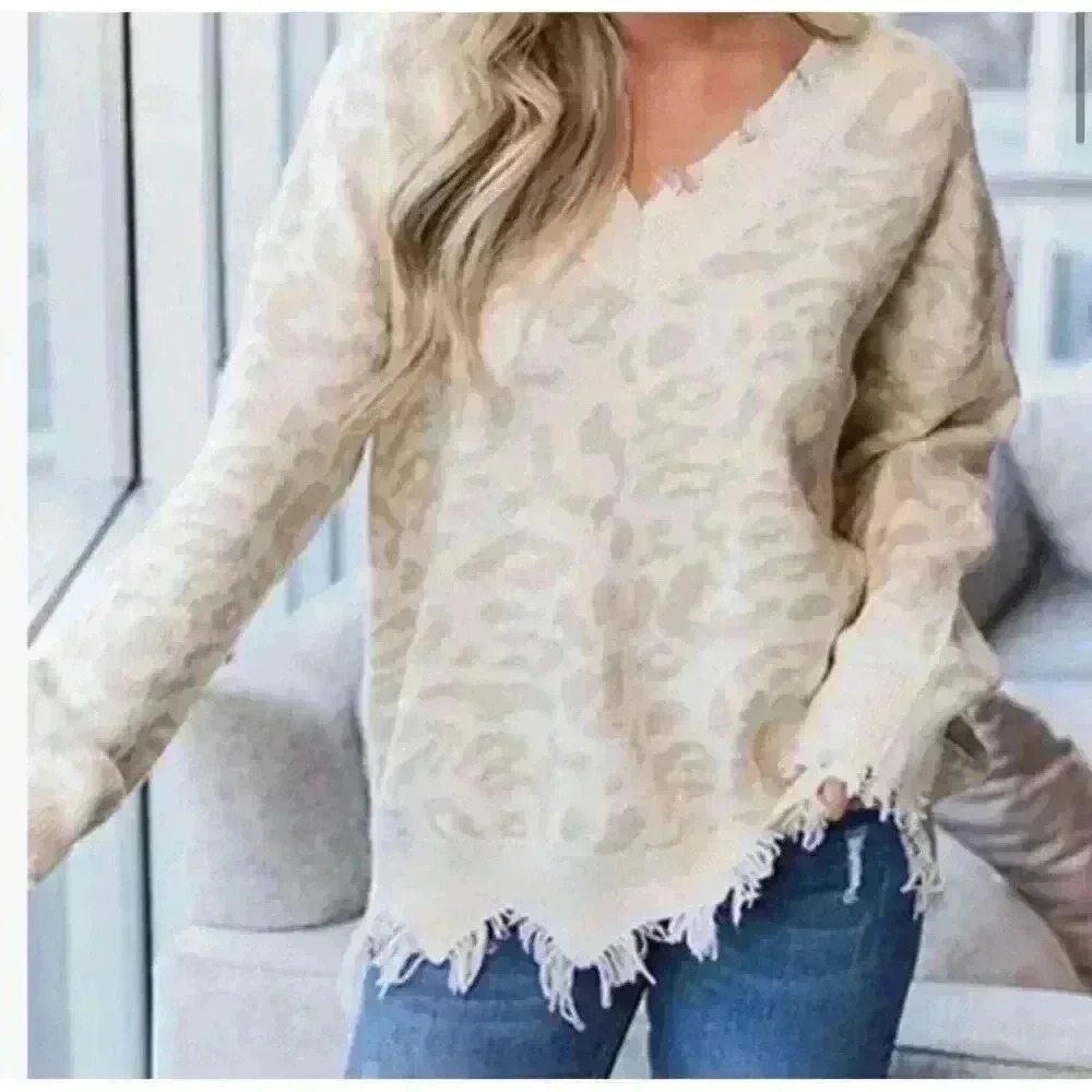 Leani Animal Print Beige Women’s Distressed Fringe Pullover Sweater Size M‎